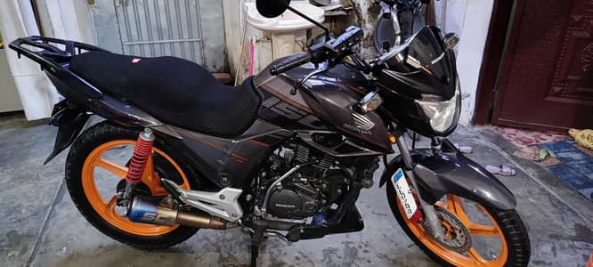 gift for tourists special edition fully loaded bike 150
