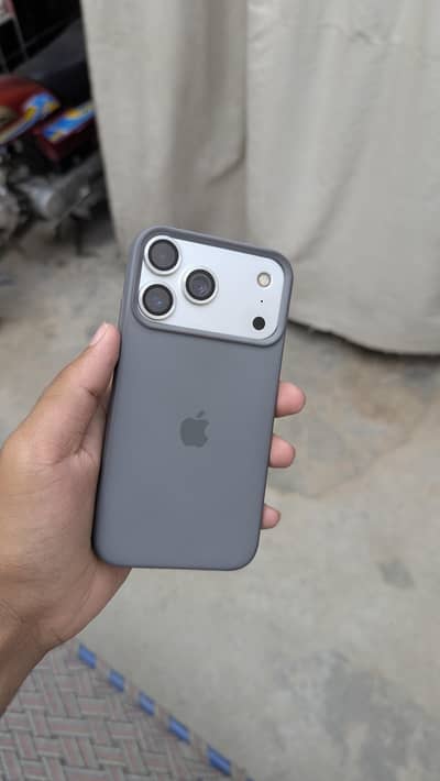 Apple iPhone 17 Pro