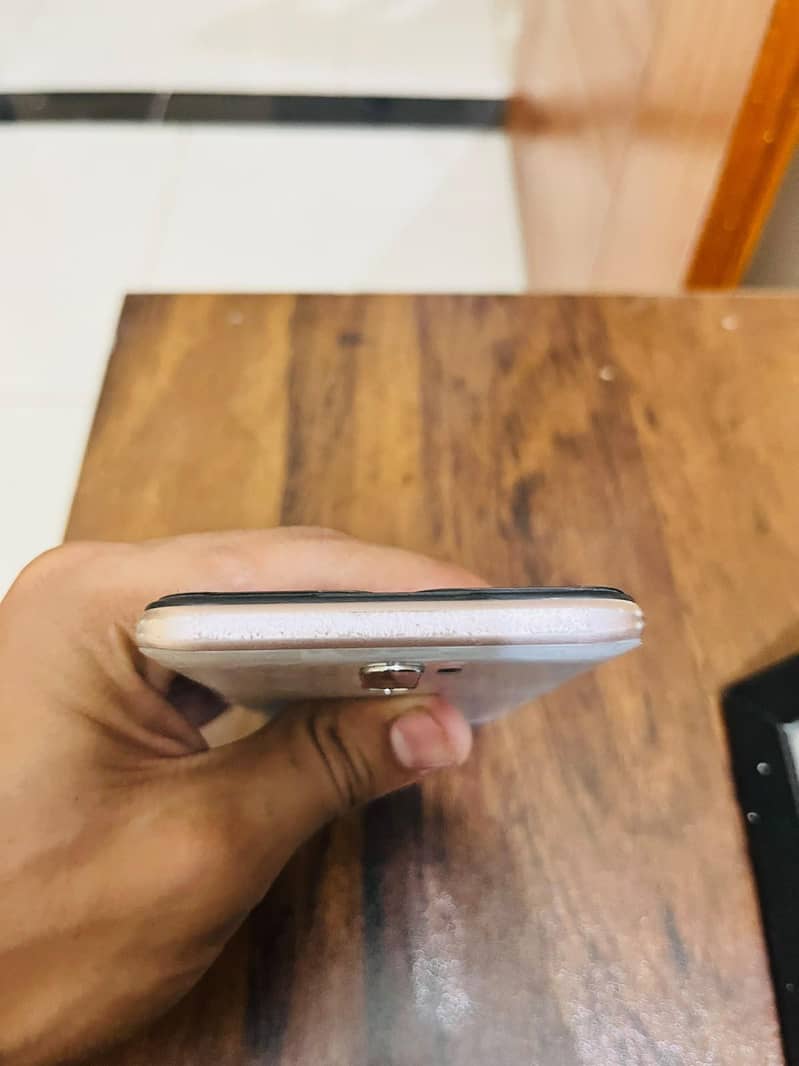 OPPO A5 0
