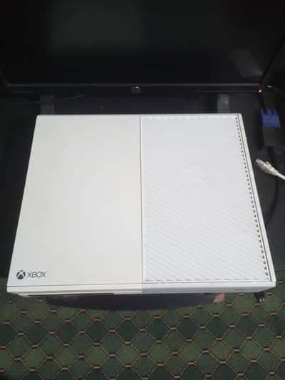 Xbox One white edition sealed non jailbreak