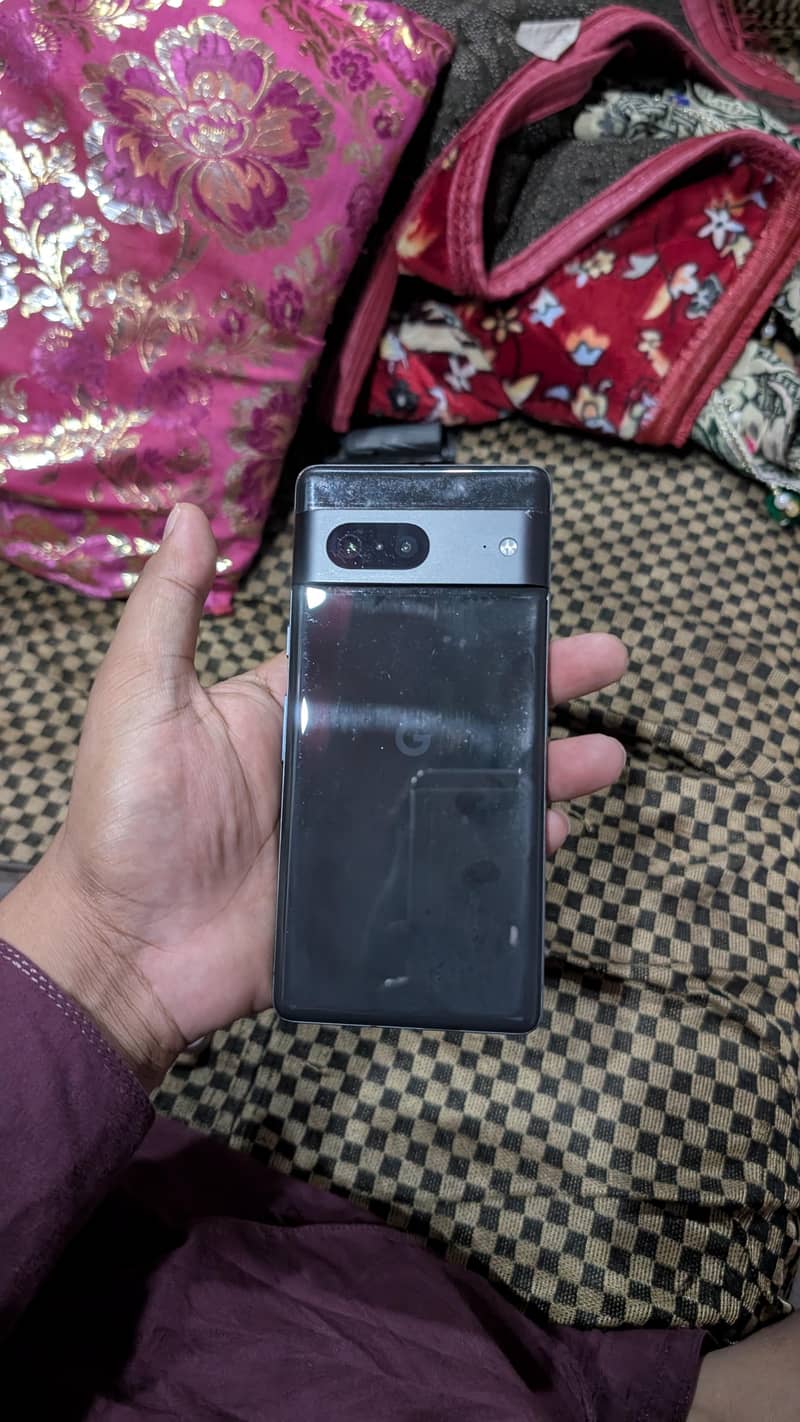 Google Pixel 7 3