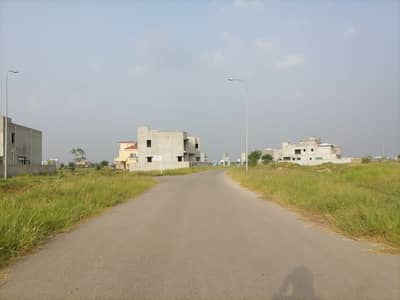 70 ft Road T Block Prime 1 Kanal Plot For Sale In DHA Phase 7 T Block Ideal Location. . . . .