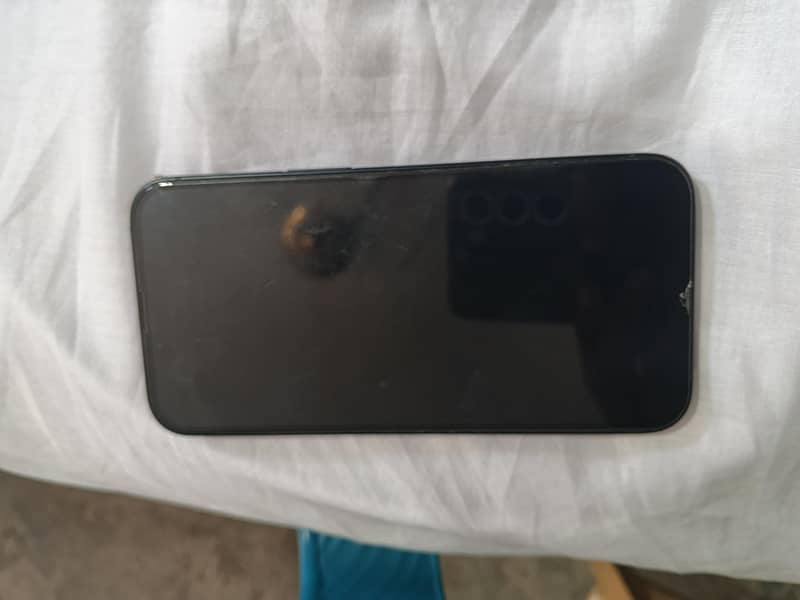 Apple iPhone 13 1