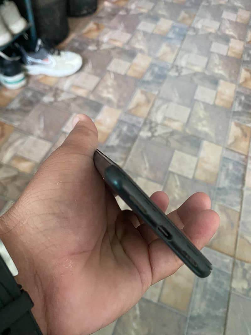 Google Pixel 5 4