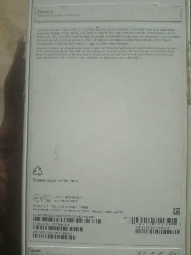 Apple iPhone 13 12