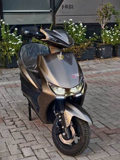 BLACKBUCK EV Bike M+ Model