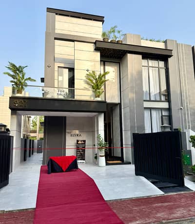 10 MARLA UlTRA MODERN LUXURY HOUSE FOR SALE IN BAHRAI TWON