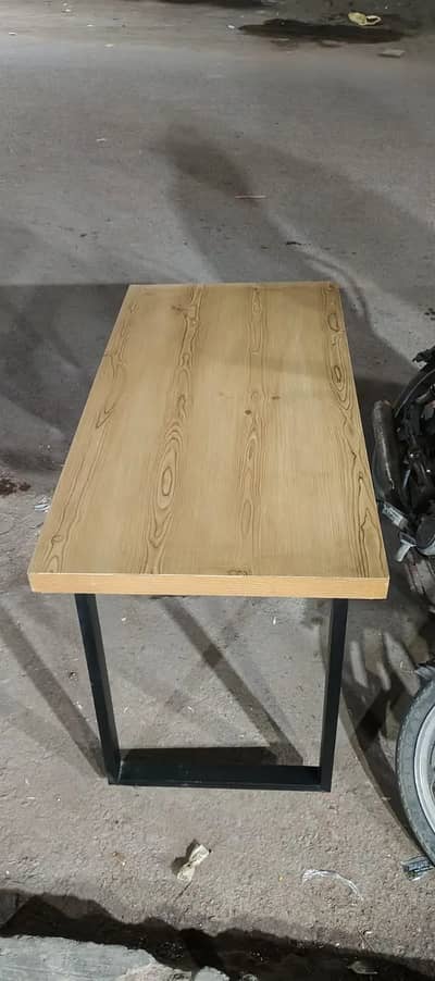 Executive Desks, Office Tables & Workstations | RA Chair House