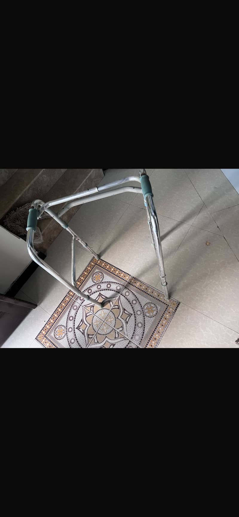 Walking frame 0