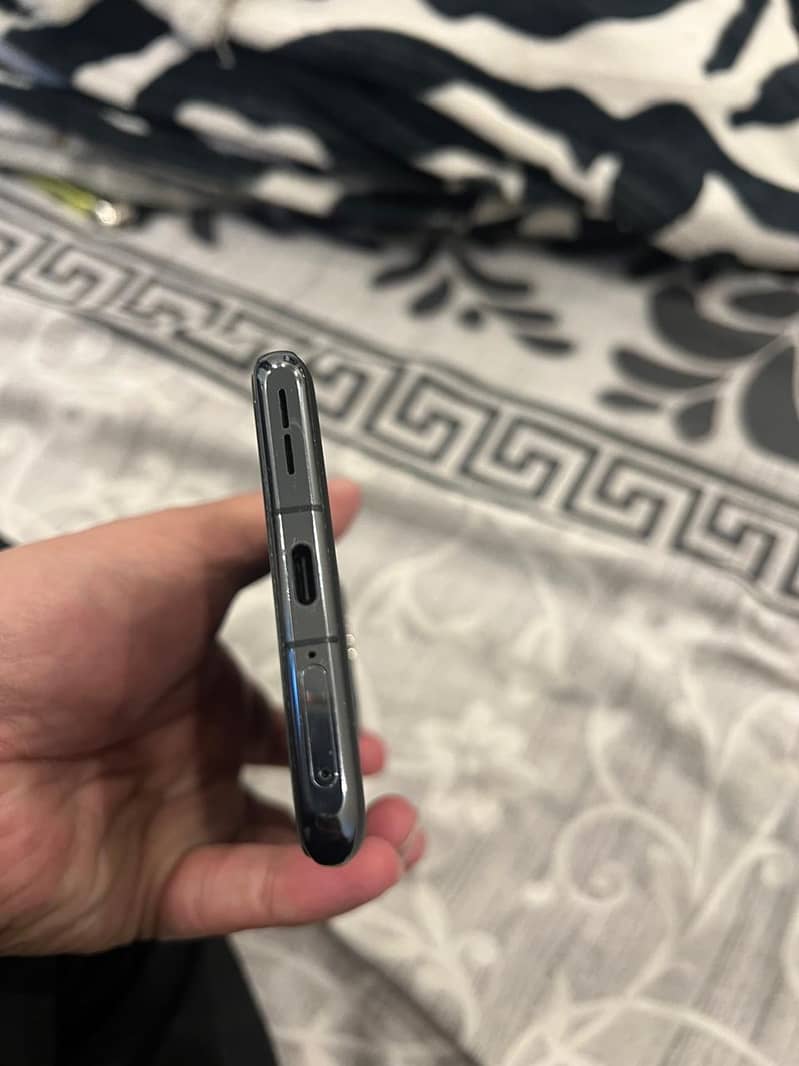 One Plus 11 4