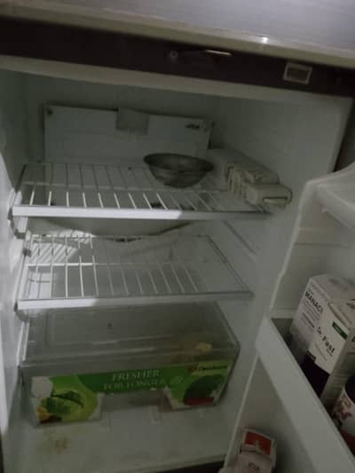 Refigerator