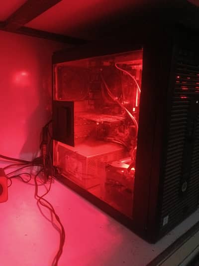 core i5 6thG PC  256gb ssd ( 4gb Gpu. )  8 gb ddr 4 ram