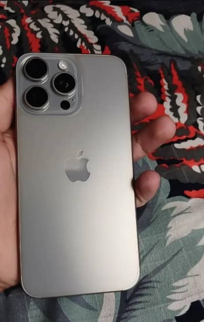 Apple iPhone 15 Pro Max