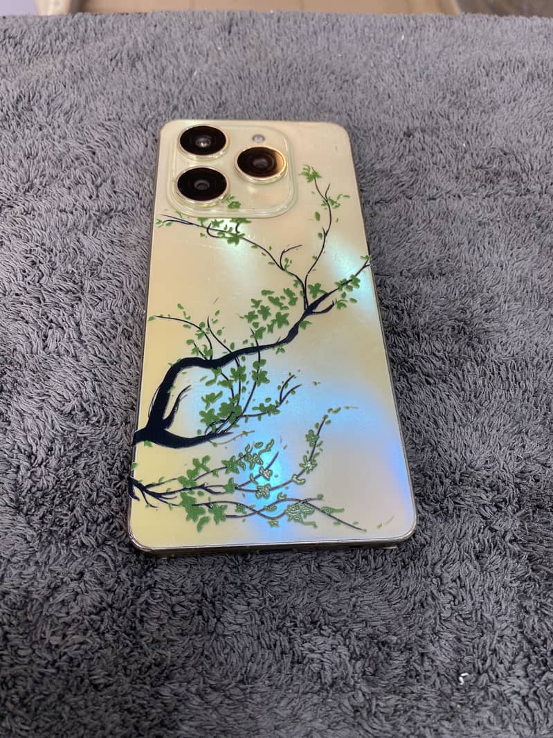 Tecno Spark 20 Pro 2