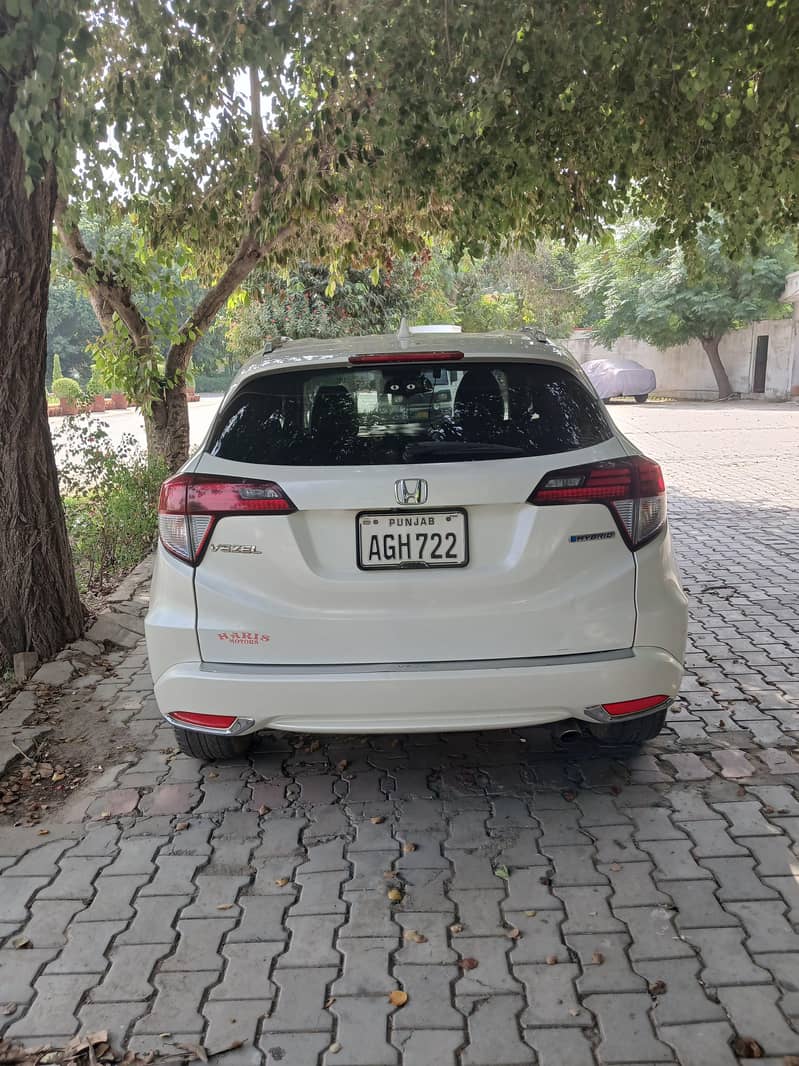 Honda Vezel 2016 1