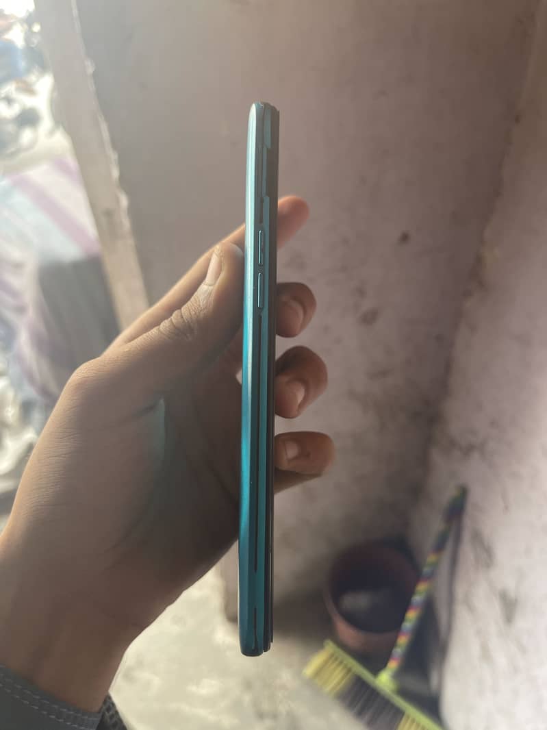 Realme 5 Pro 3