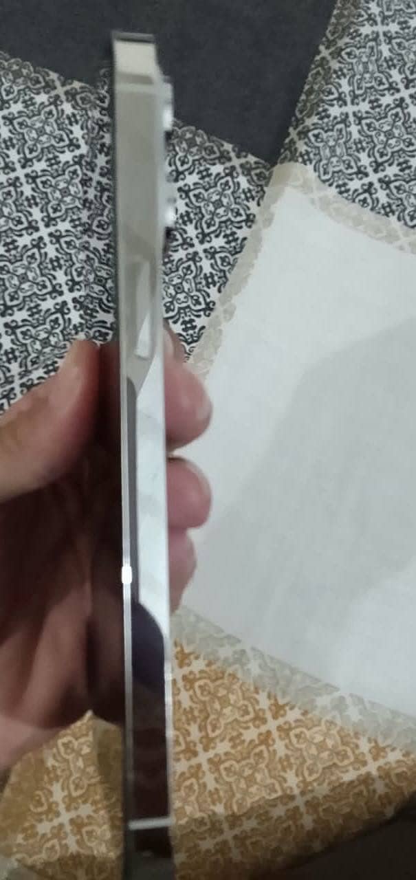 Apple iPhone 14 Pro Max 2
