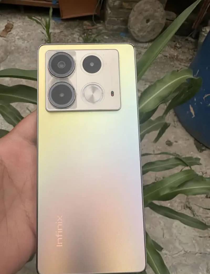 Infinix Note 40 0