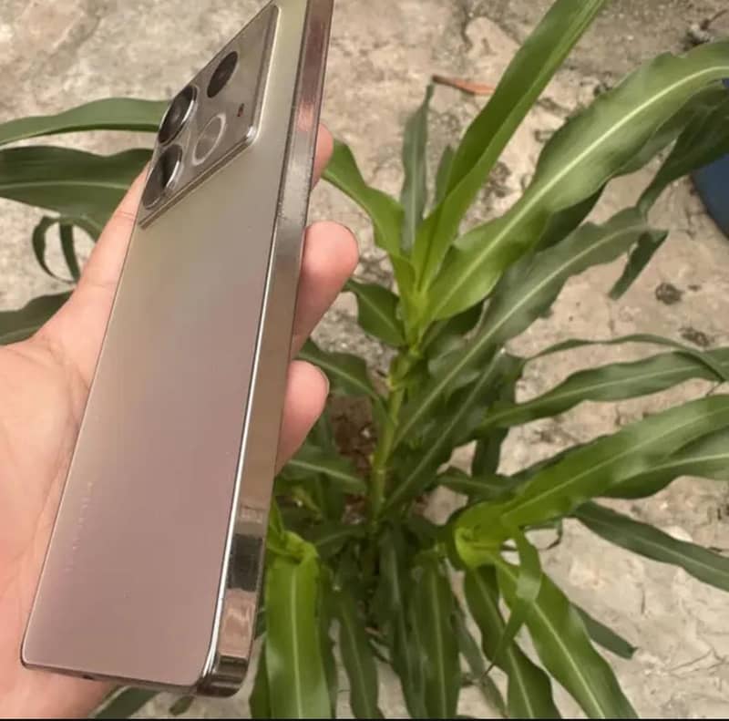 Infinix Note 40 1