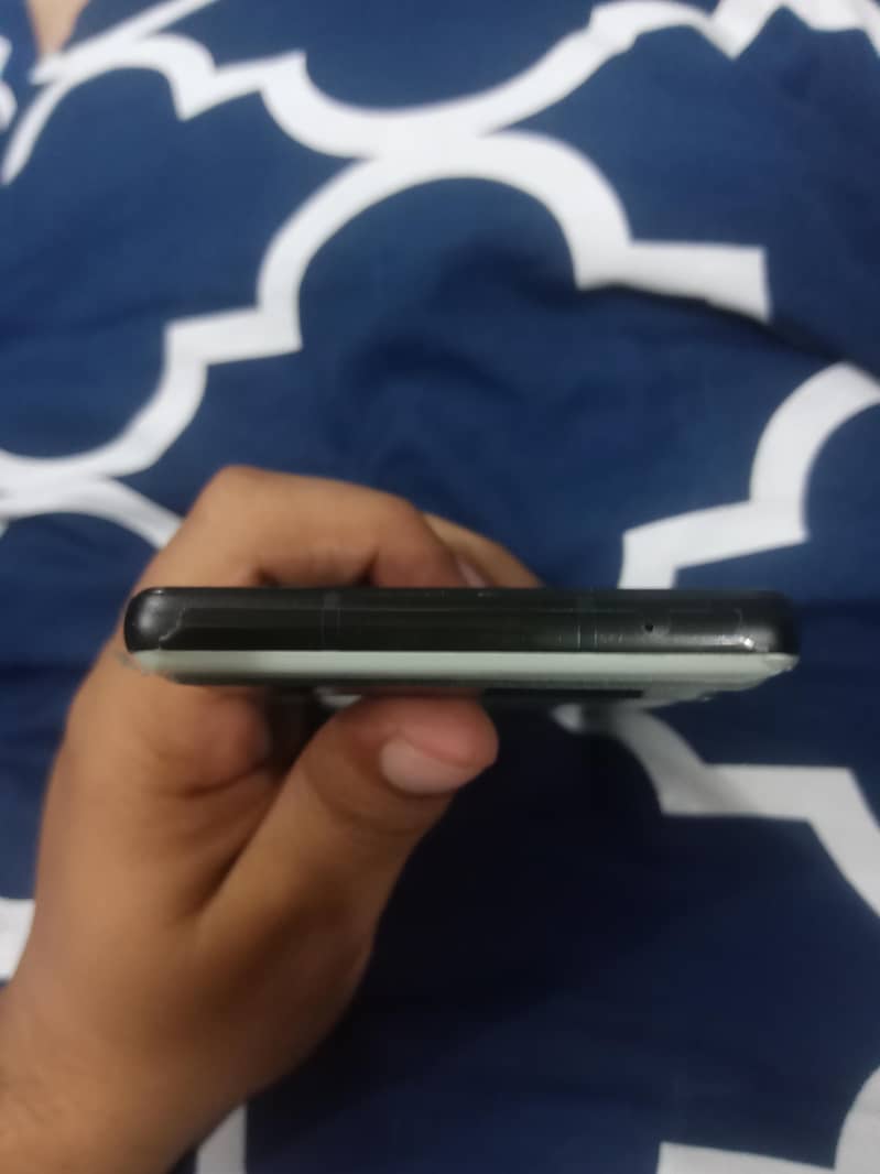 Google Pixel 6a 4
