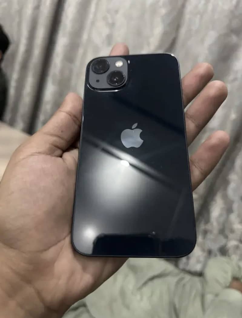 Apple iPhone 13 1