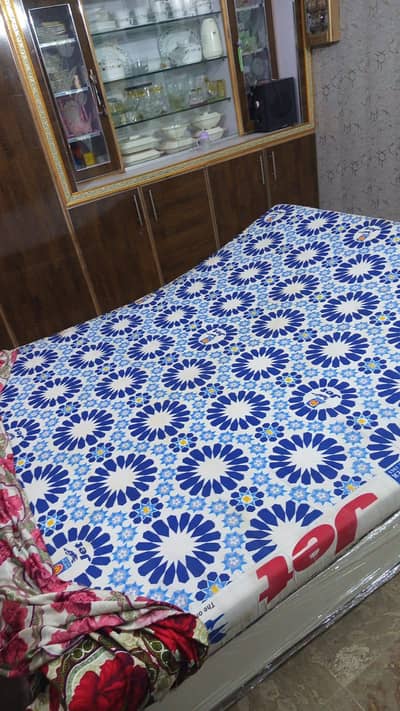 Queen Size Master MoltyFoam Mattress 4 Inch For Sale 03247933566