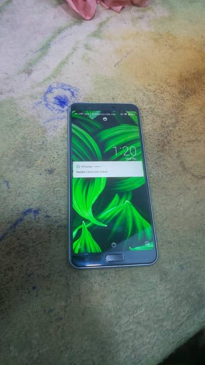 Sharp Aquos Sense
