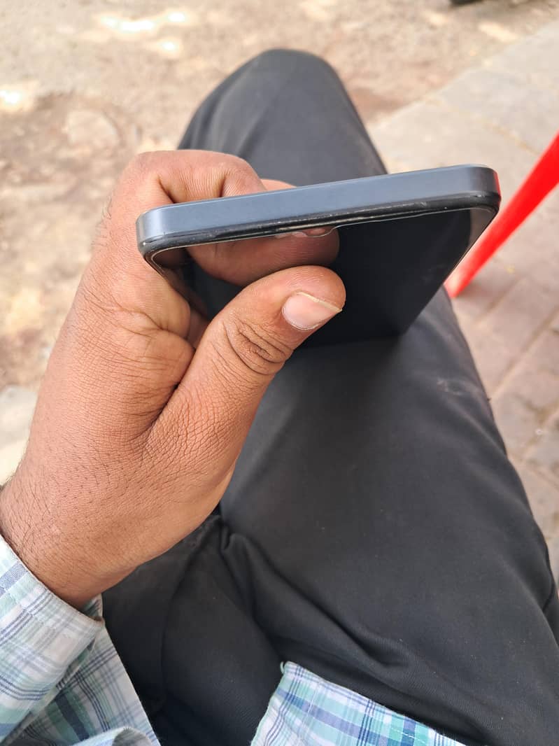 Realme Note 70 4