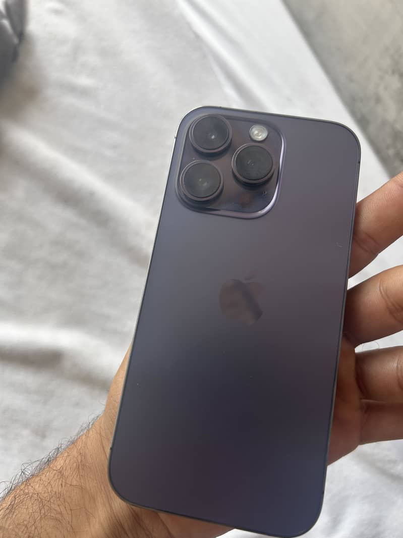 Apple iPhone 14 Pro 0