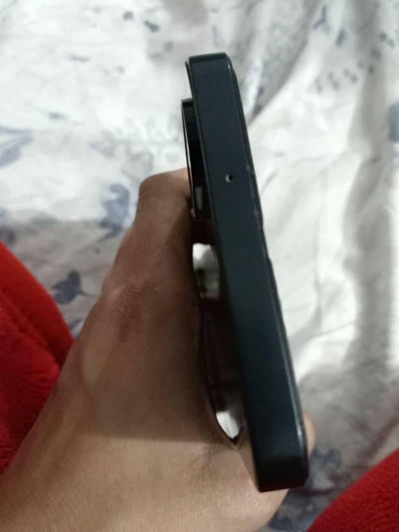 Samsung Mobile A07 1