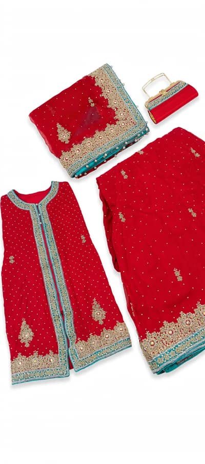 Red heavy bridal lehenga choli with same clutch 10/10 condition