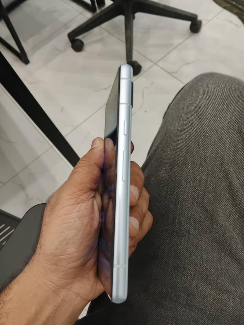 Google Pixel 7a 1