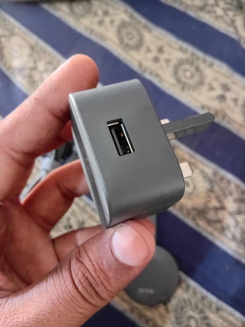 Google Chromecast 2nd Generation 10