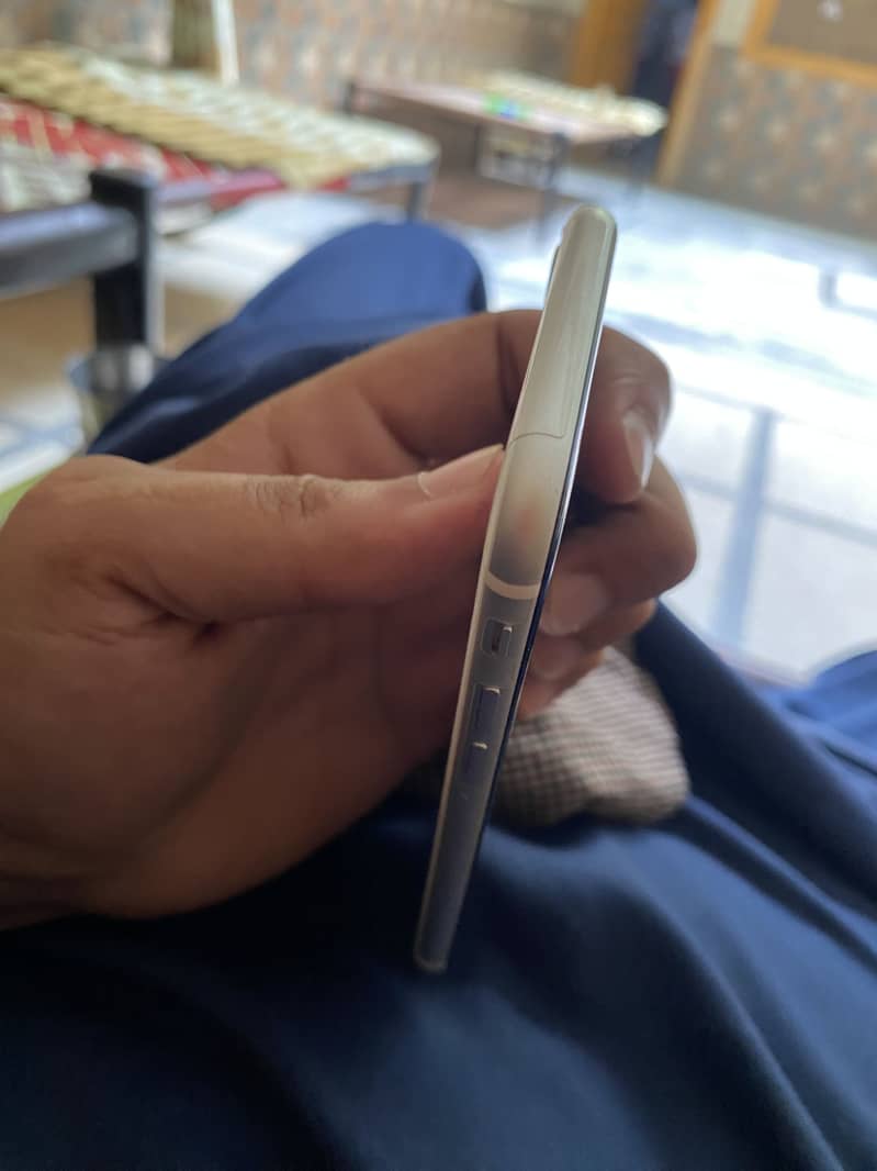 Apple iPhone SE 4