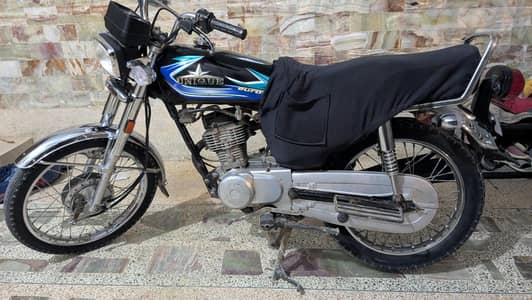UNUQUE UD 125