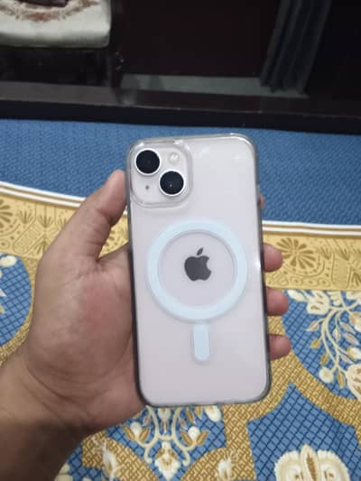 Apple iPhone 13