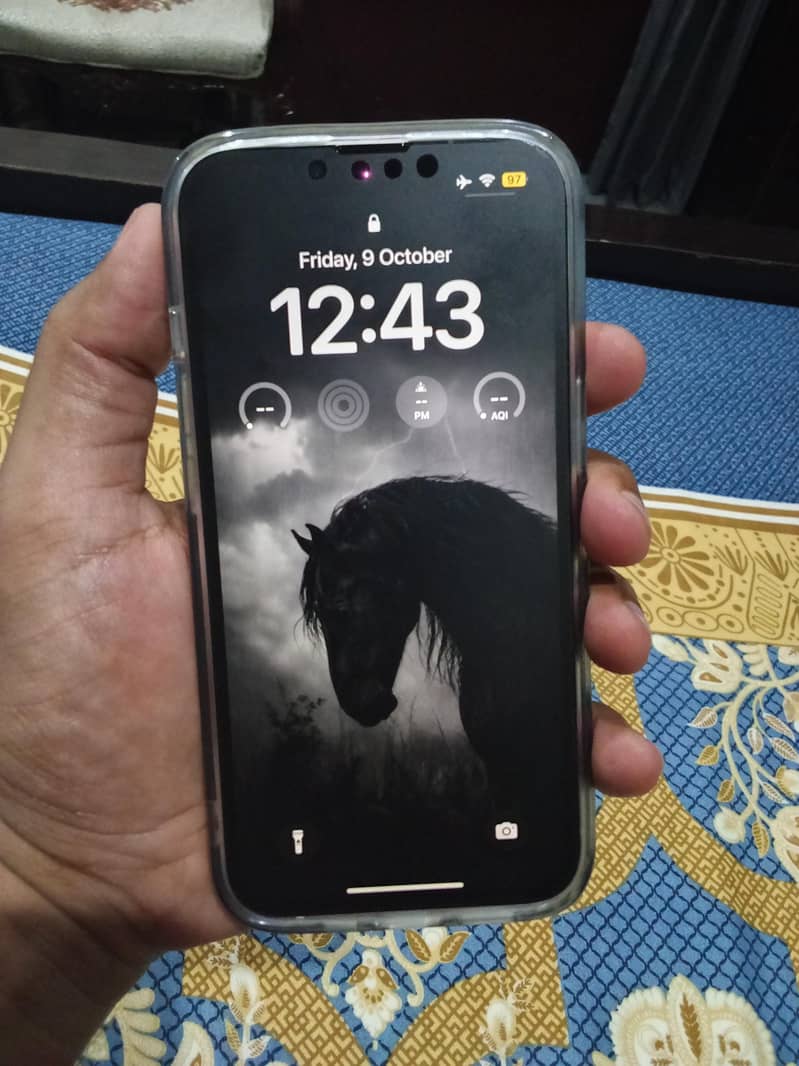 Apple iPhone 13 1
