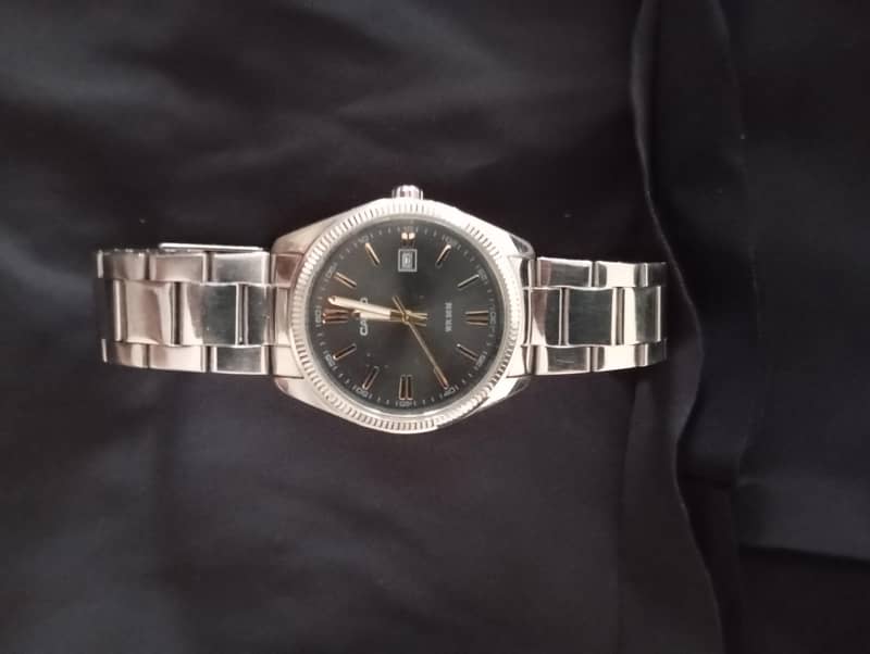 Casio MTP 1302 1