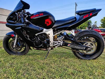 yamha yzf R1