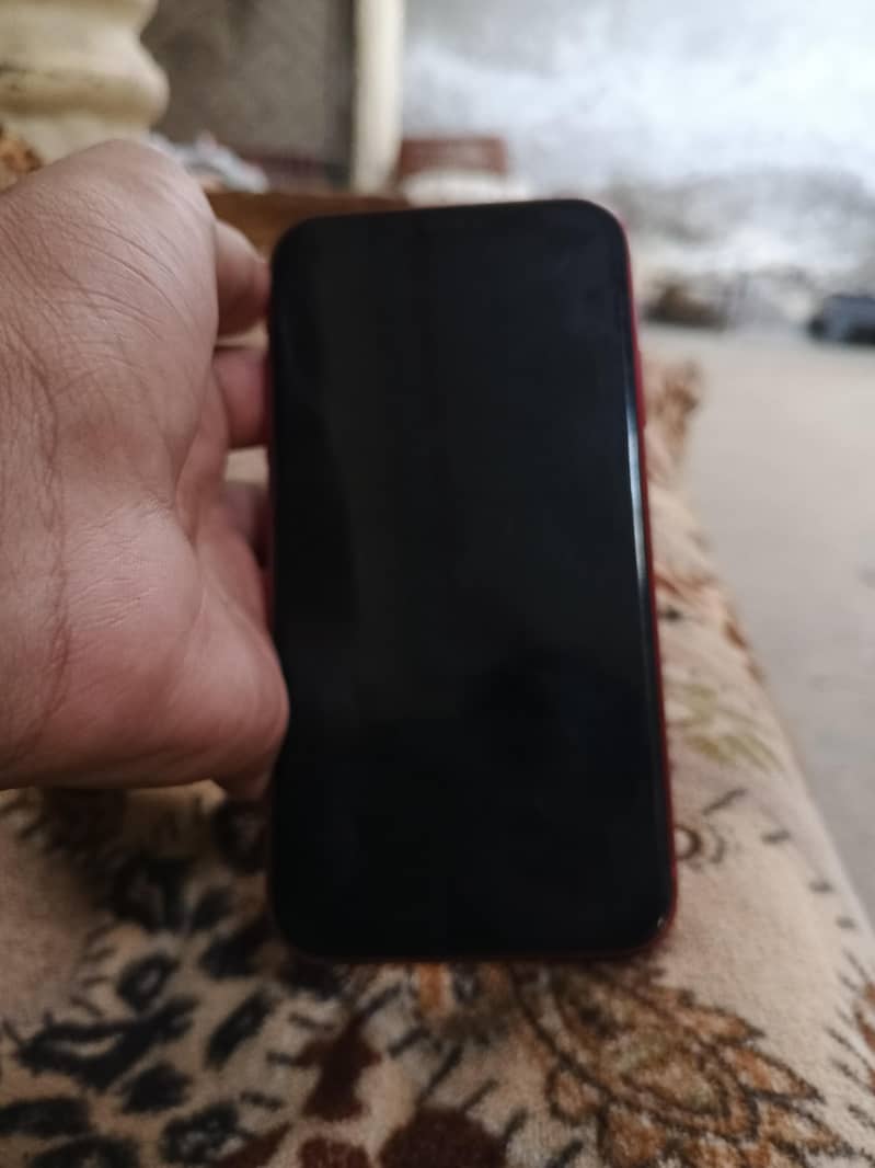 Apple iPhone 11 0