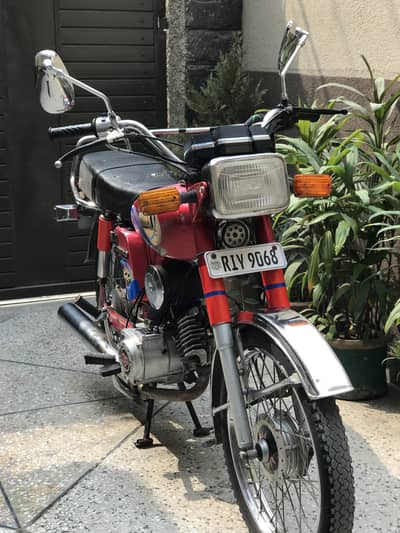 Yamaha YB 100