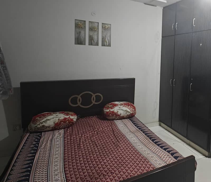 double bed 0