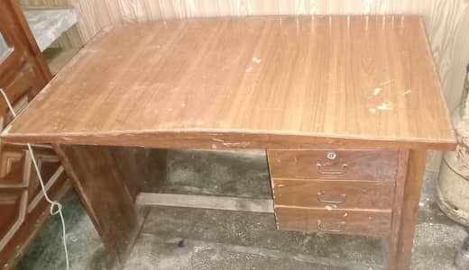 Wooden Office Table