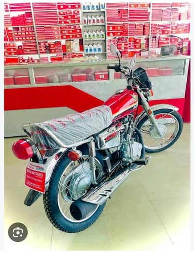 bike bilkul new he abi tak use nahi ki number b laga he mere name par