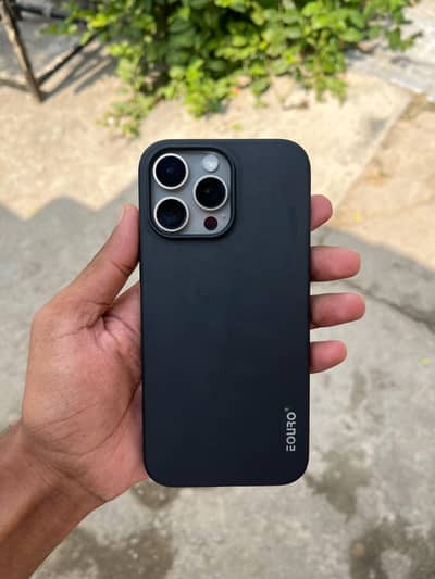 Apple iPhone 16 Pro Max