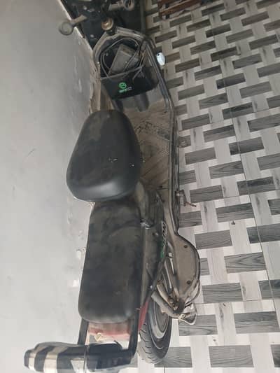 selling scooty