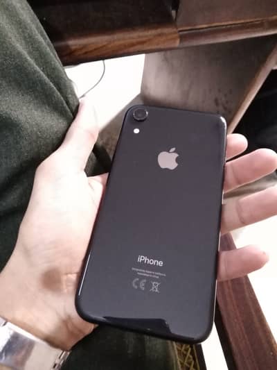 Apple iPhone XR