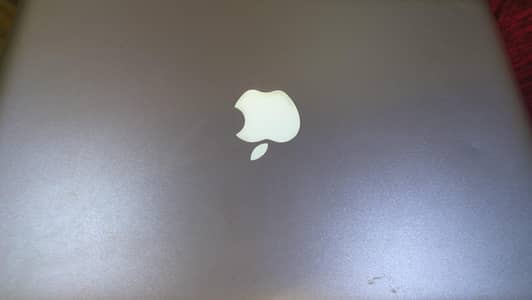 Apple MacBook Pro