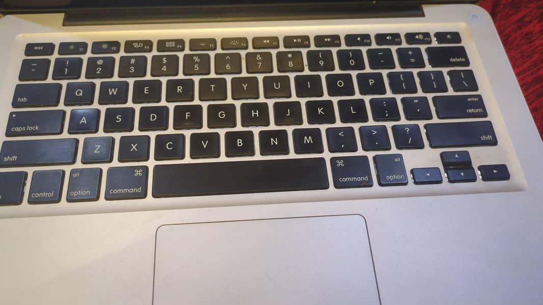 Apple MacBook Pro 2