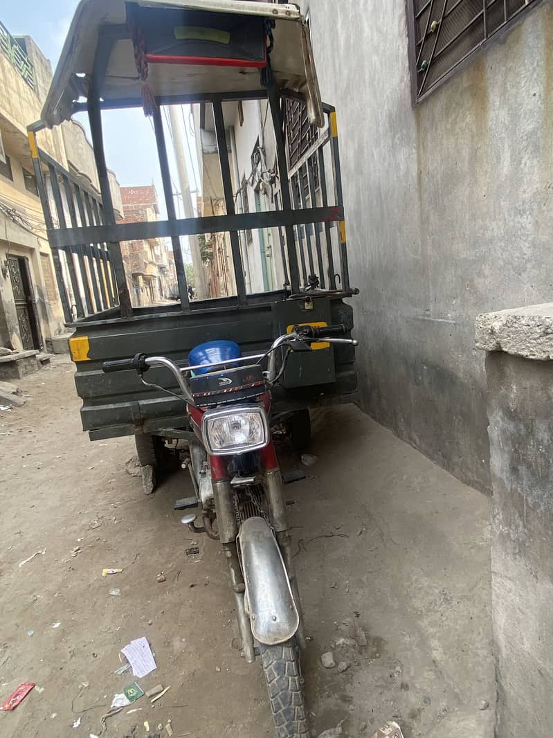 2022 loader 8